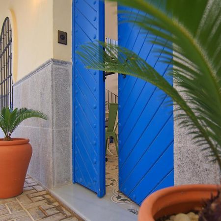 Mara'S Apartments Torremolinos La Mar - Beachfront Tiny House - Bajondillo Exterior foto