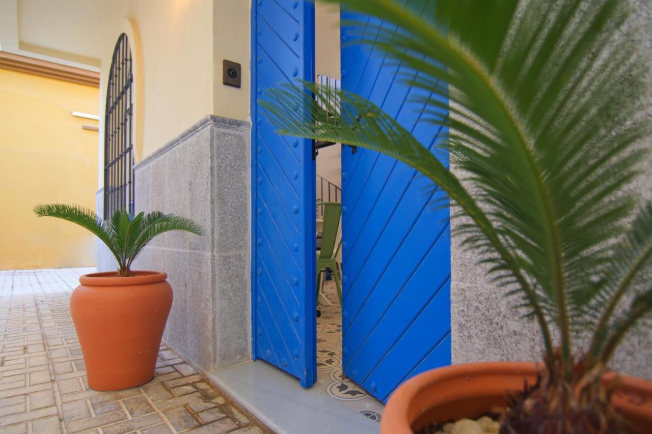 Mara'S Apartments Torremolinos La Mar - Beachfront Tiny House - Bajondillo Exterior foto