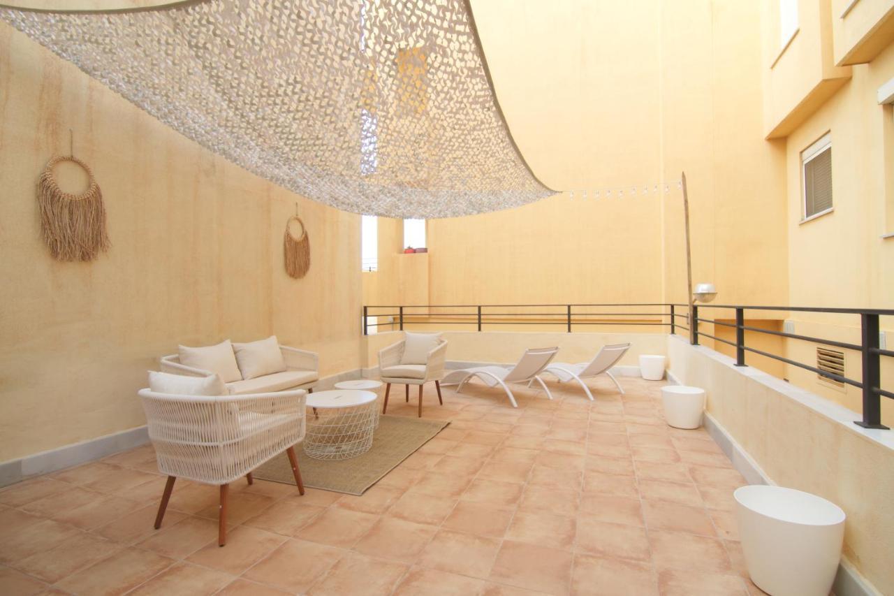 Mara'S Apartments Torremolinos La Mar - Beachfront Tiny House - Bajondillo Exterior foto