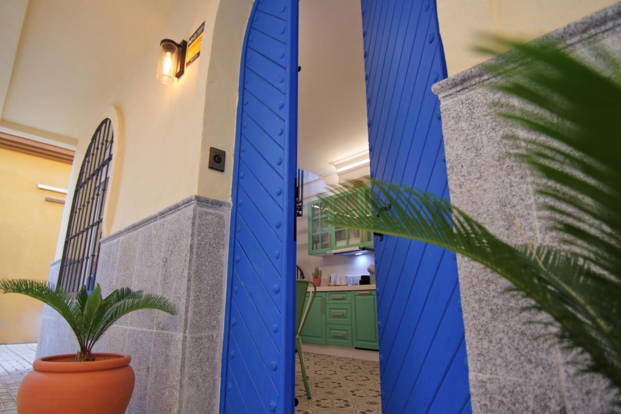Mara'S Apartments Torremolinos La Mar - Beachfront Tiny House - Bajondillo Exterior foto