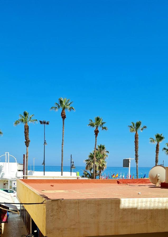 Mara'S Apartments Torremolinos La Mar - Beachfront Tiny House - Bajondillo Exterior foto